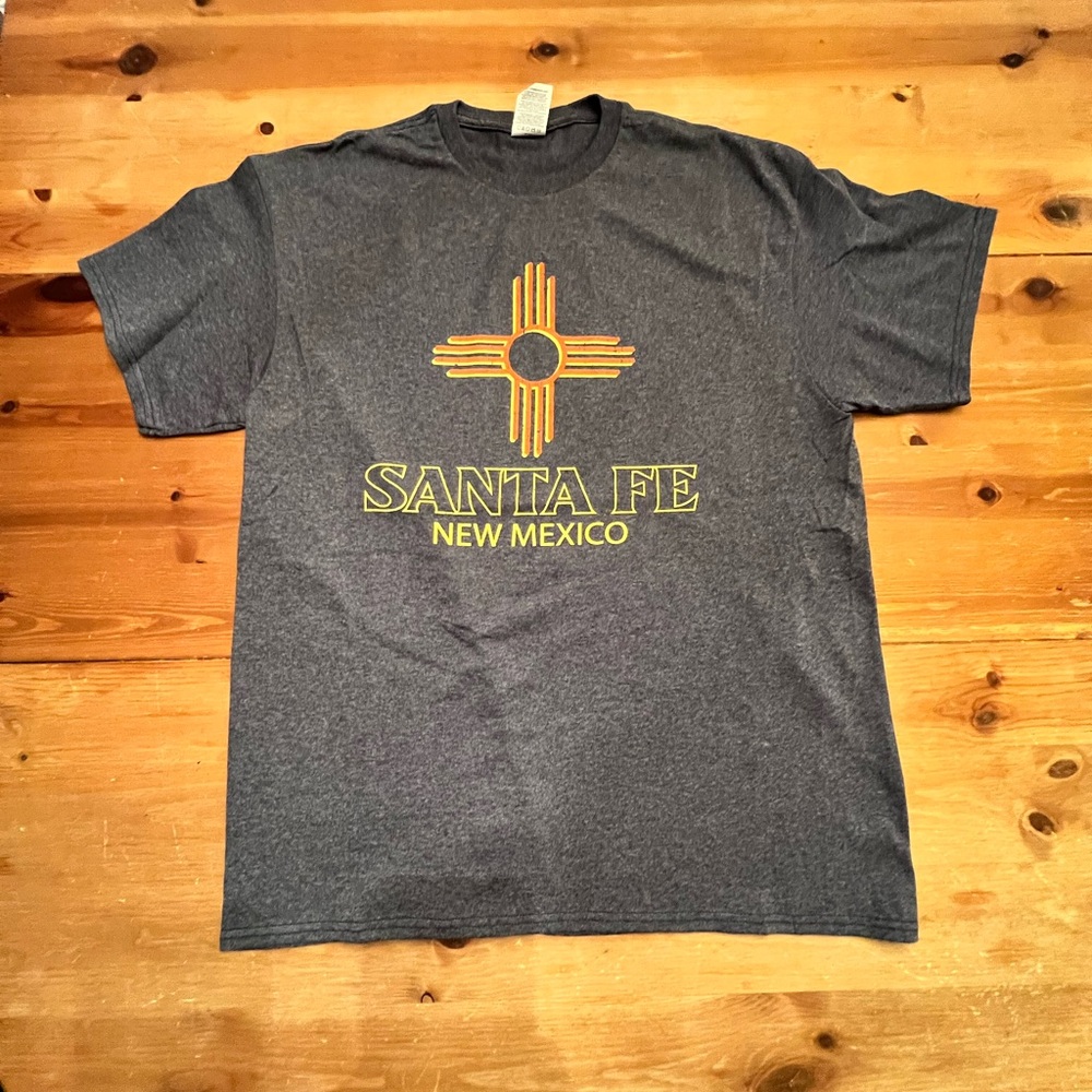 Men’s ultra soft New Mexico Novelty Graphic Tee size Large